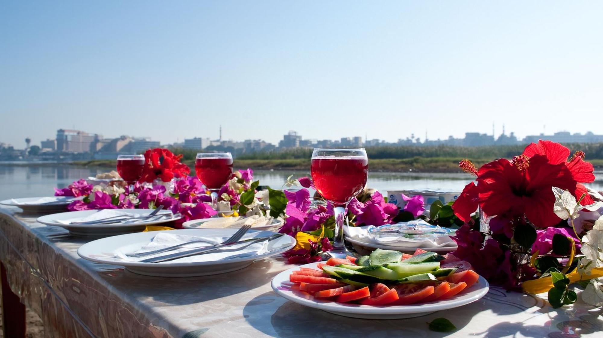 Al Baeirat Hotel Luxor Ngoại thất bức ảnh